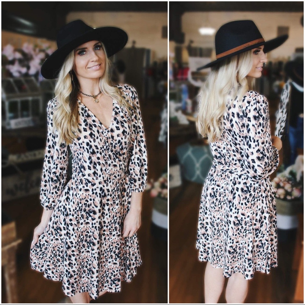 Easy To See Self Tie Wrap Dress-Leopard - Picture 3 of 3